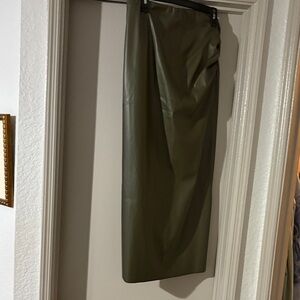 Elegant Olive Pencil Skirt